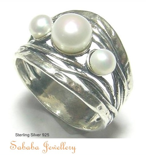 Multi Pearl Tapered Ring