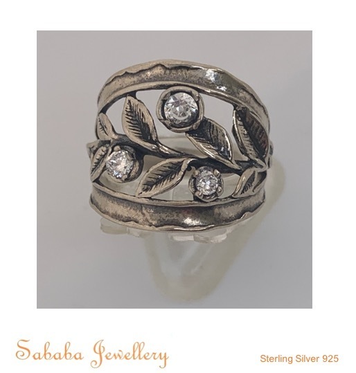 Swarovski Ring - Leaf Collection