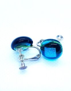 Dichroic Blue Screw Clasp